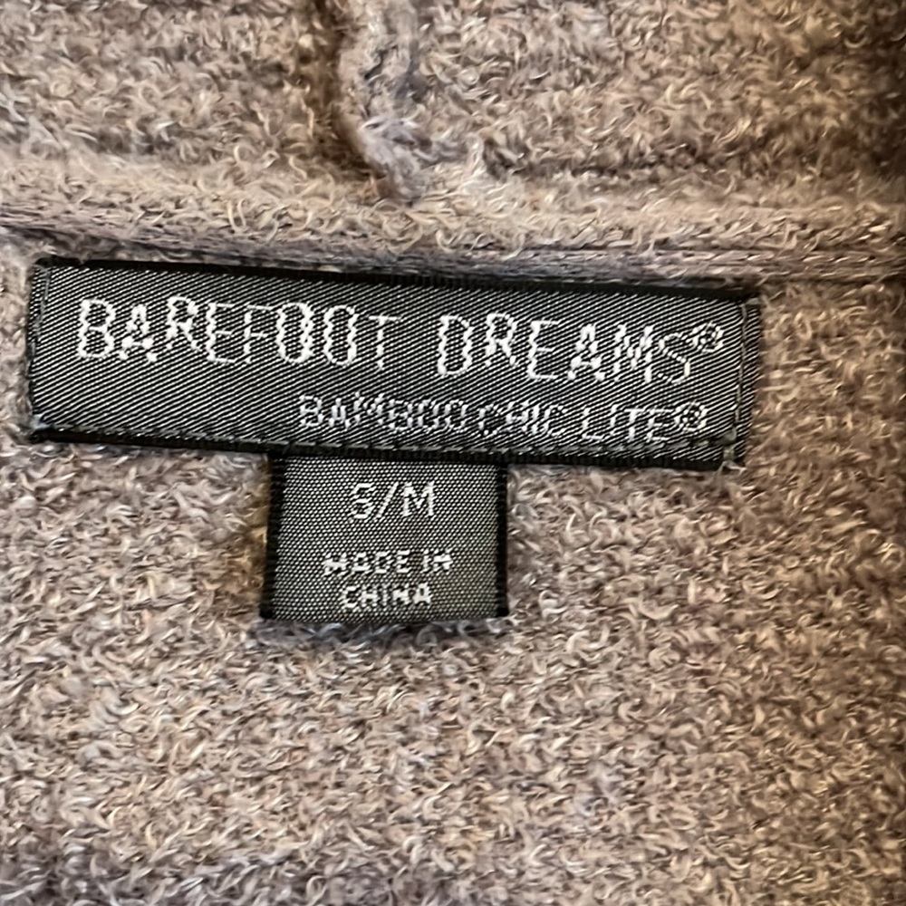 Barefoot Dreams Cardigan Size Small/Medium - Picture 2 of 4